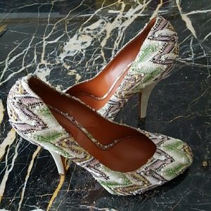 NEW Missoni signature pattern chevron heels